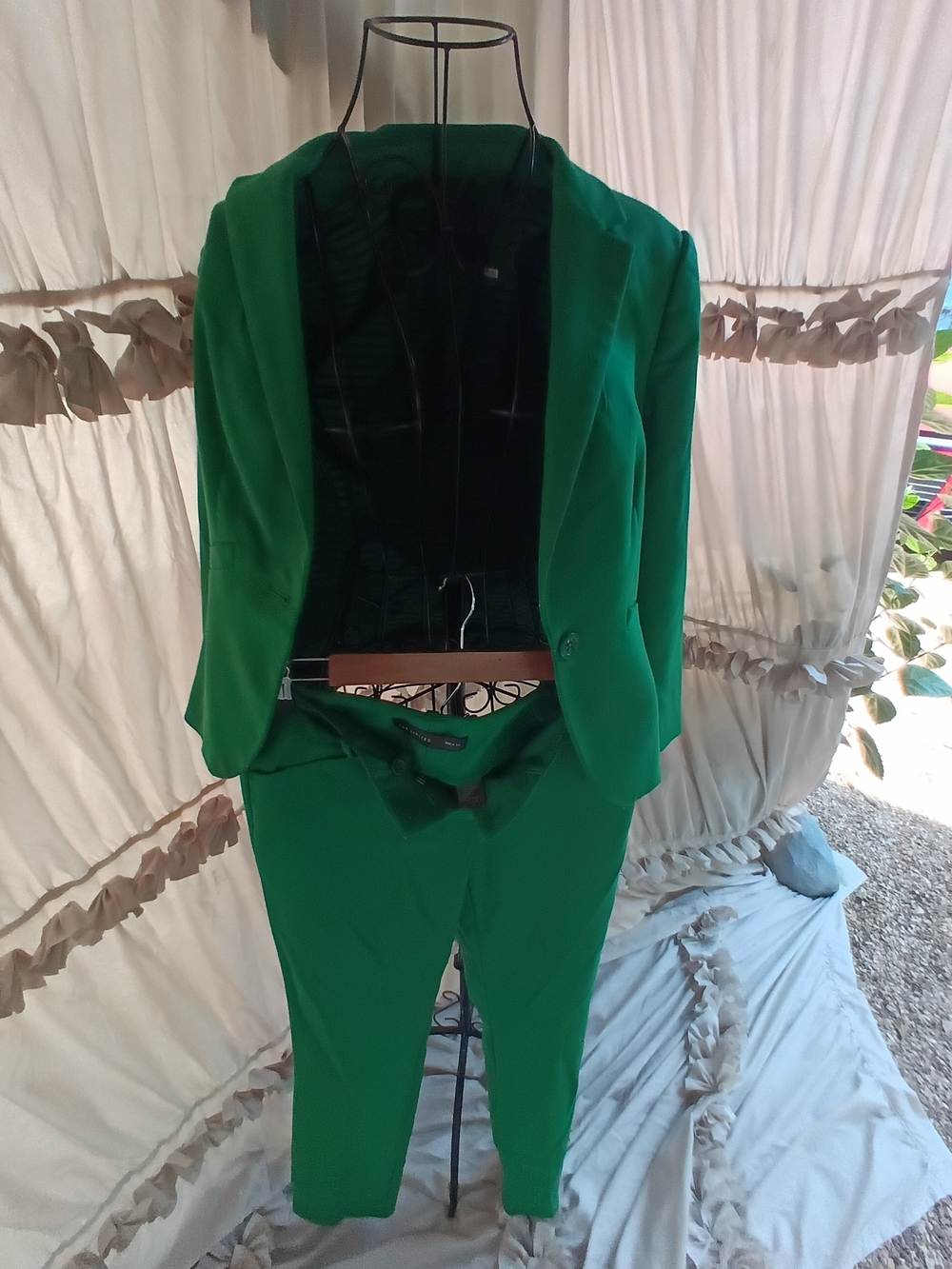 The Limited Bright Green Women's Blazer & Pants Suit
